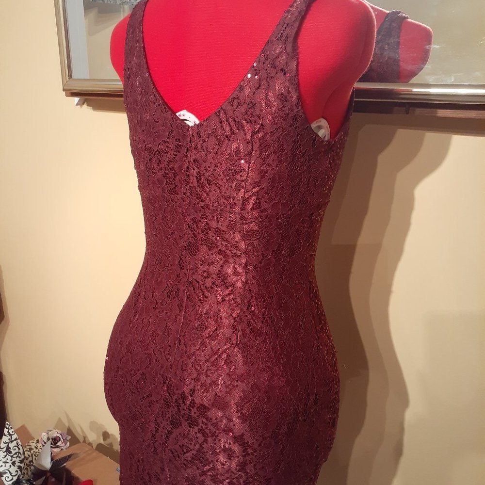 Dress - Picture 6 of 6